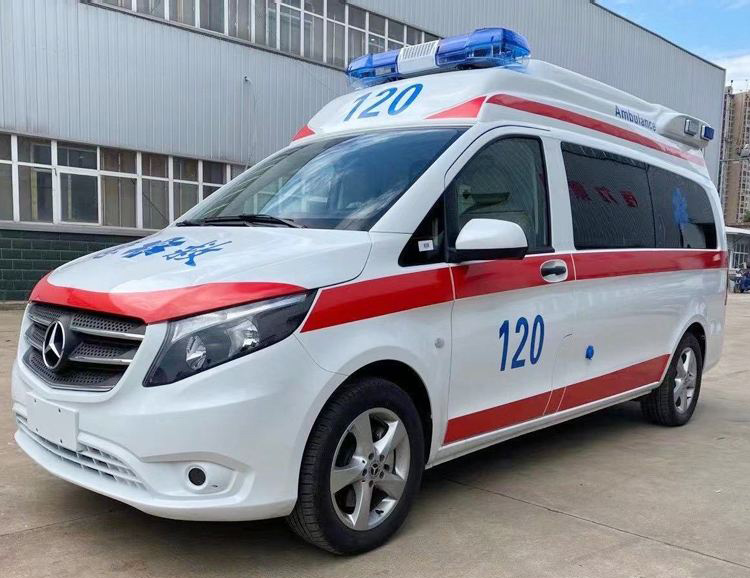 木里奔驰救护车